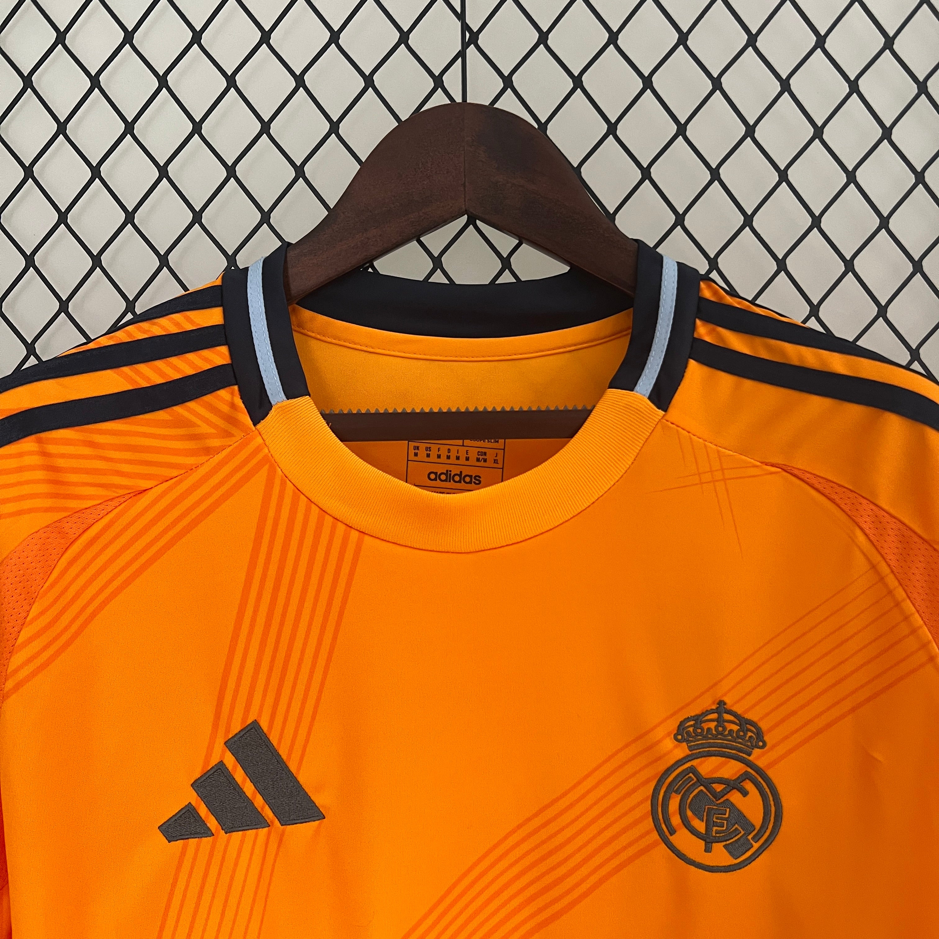 REAL MADRID AWAY JERSEY 24/25 (FAN VERSION)
