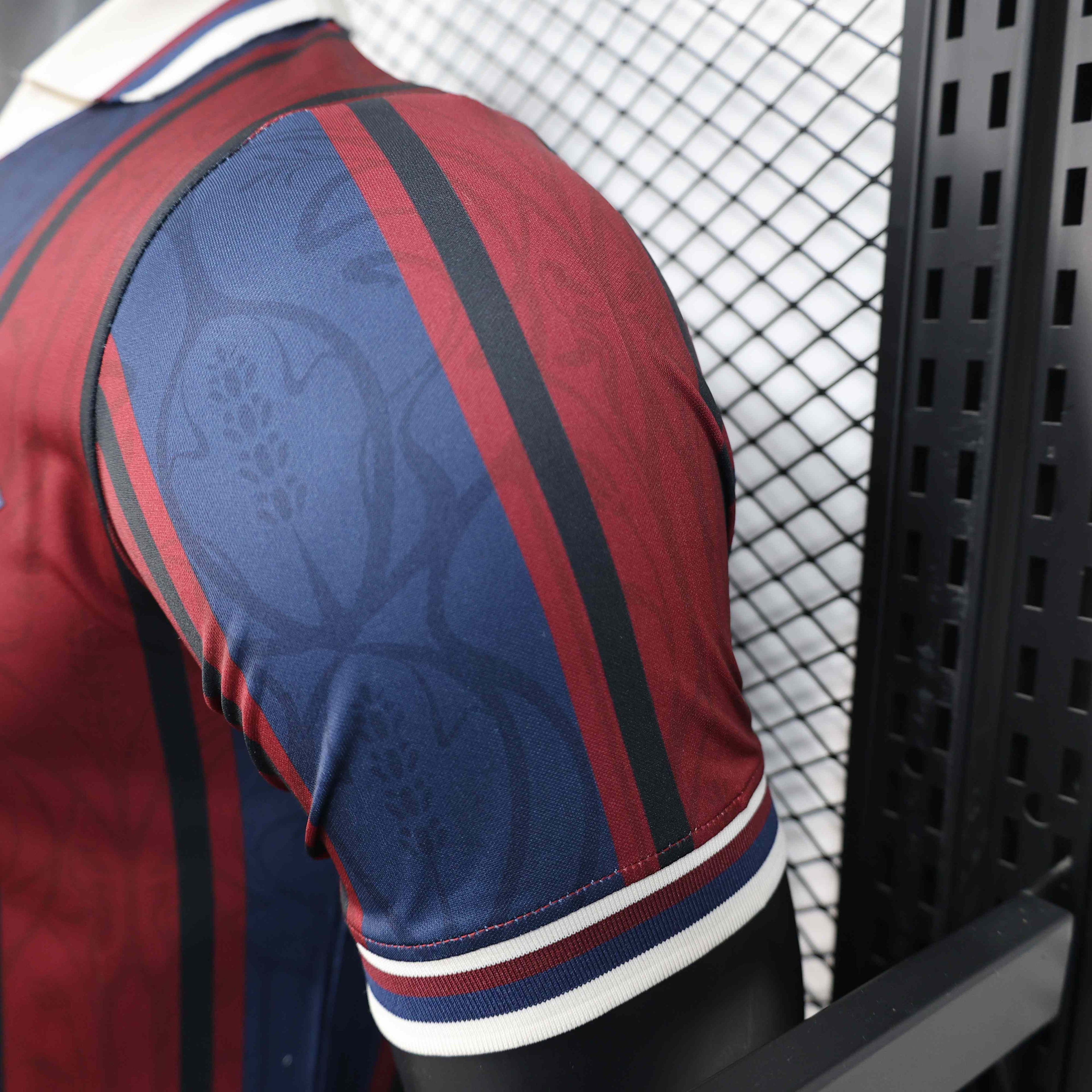 CAMISETA EDICION ESPECIAL BARCELONA  ll 25/26 (VERSION HINCHA)