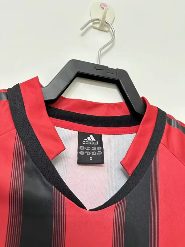 CAMISETA RETRO AC MILAN ll 2004/05