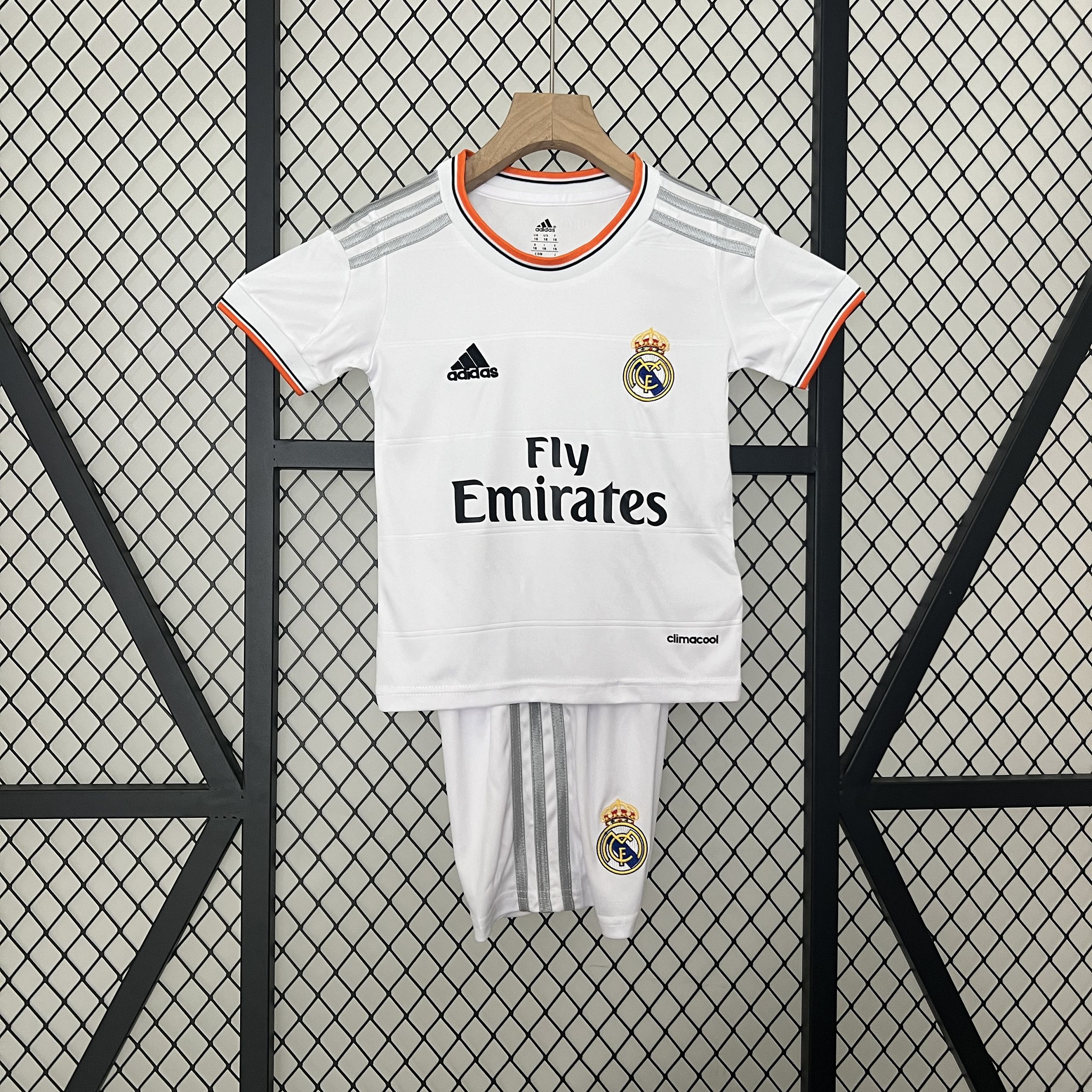 REAL MADRID KIT II 2013/14 KIDS' VERSION
