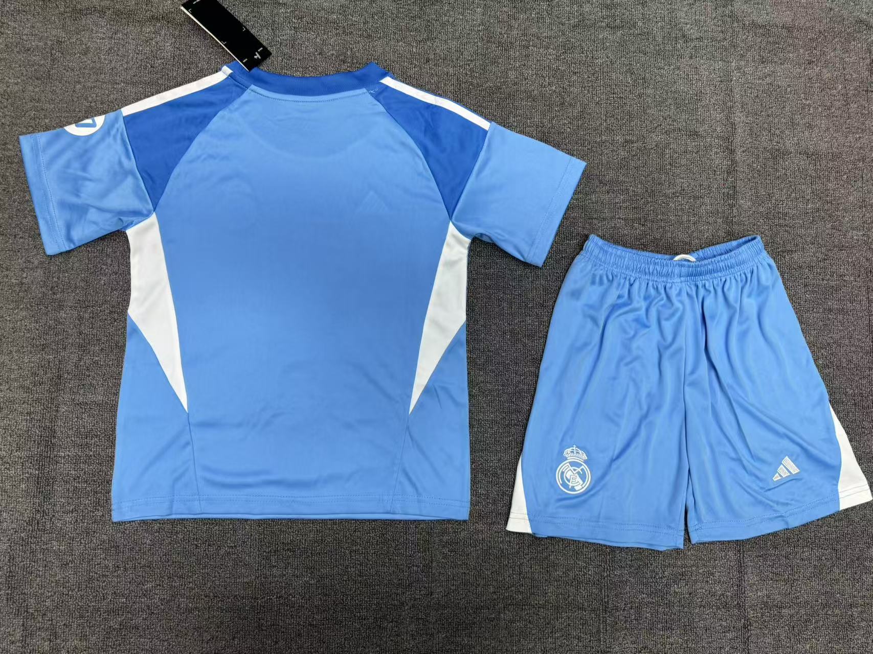 REAL MADRID GOALKEEPER KIT II 25/26 (KIDS' VERSION)