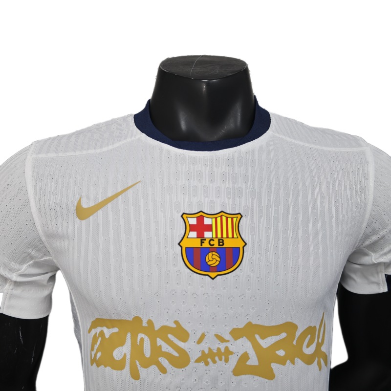 CAMISETA BARCELONA X TRAVIS SCOTT BLANCA ll 25/26 (VERSION JUGADOR)