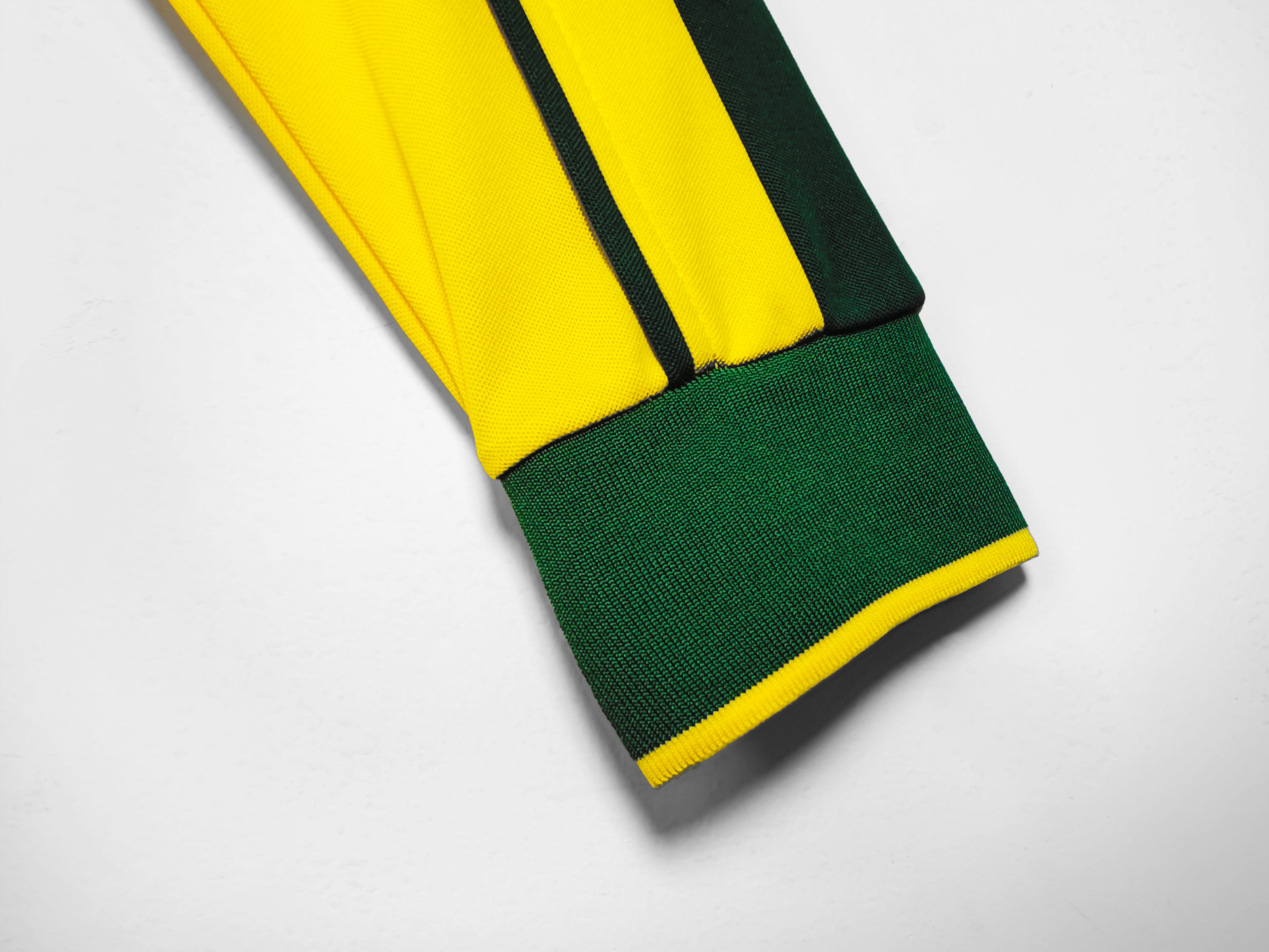CAMISETA RETRO BRASIL MANGA LARGA ll 1998