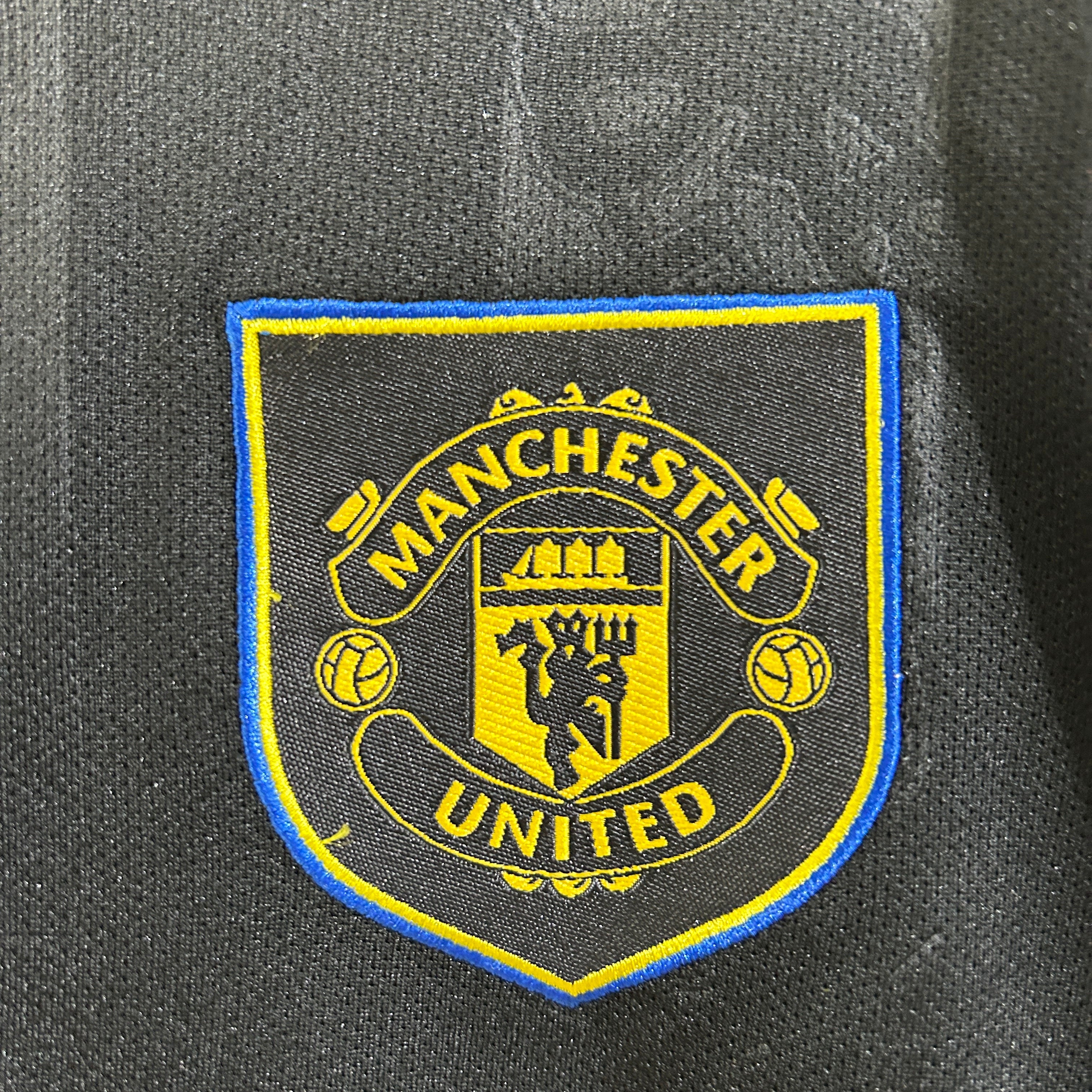 MANCHESTER UNITED JERSEY ll KIDS VERSION 25/26
