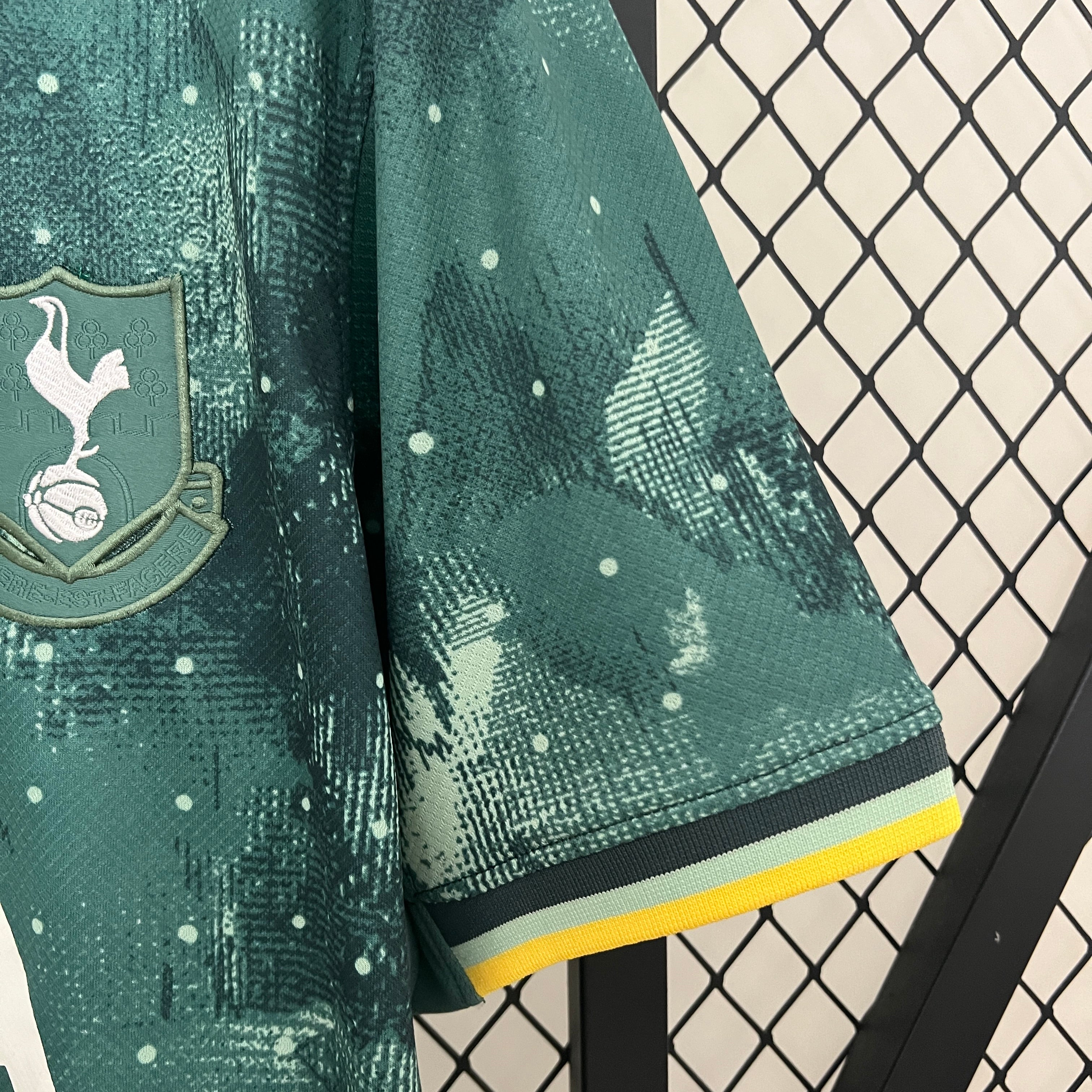 TOTTENHAM ll 24/25 (VERSION HINCHA)