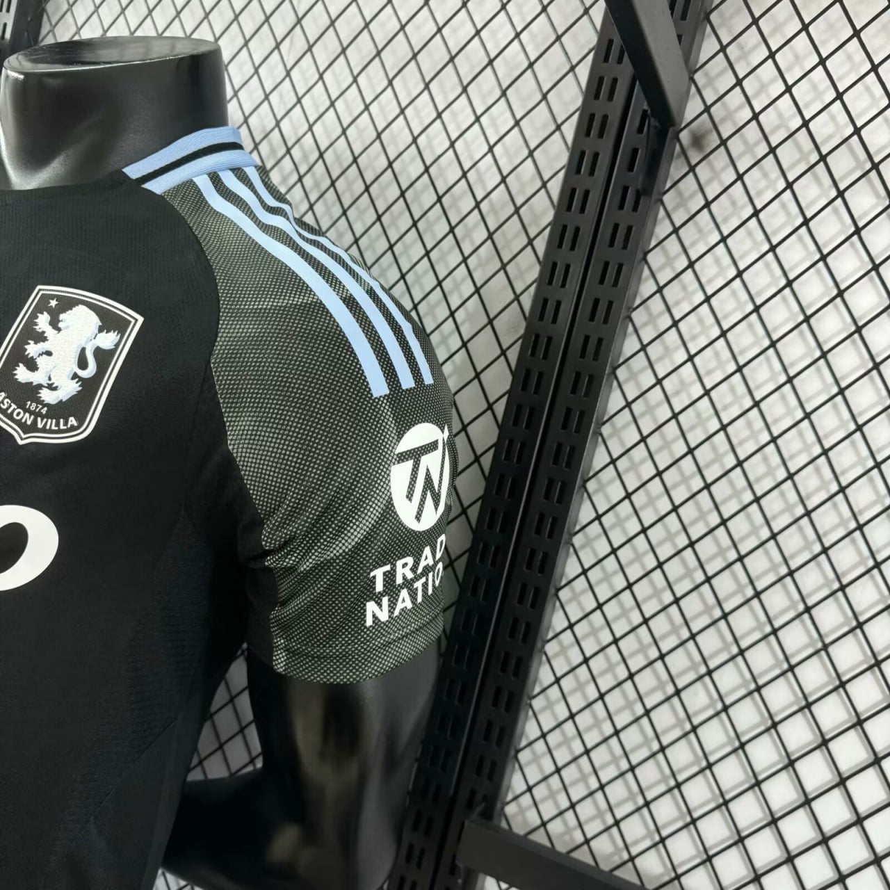 CAMISETA ASTON VILLA ll 25/26 (VERSION HINCHA)