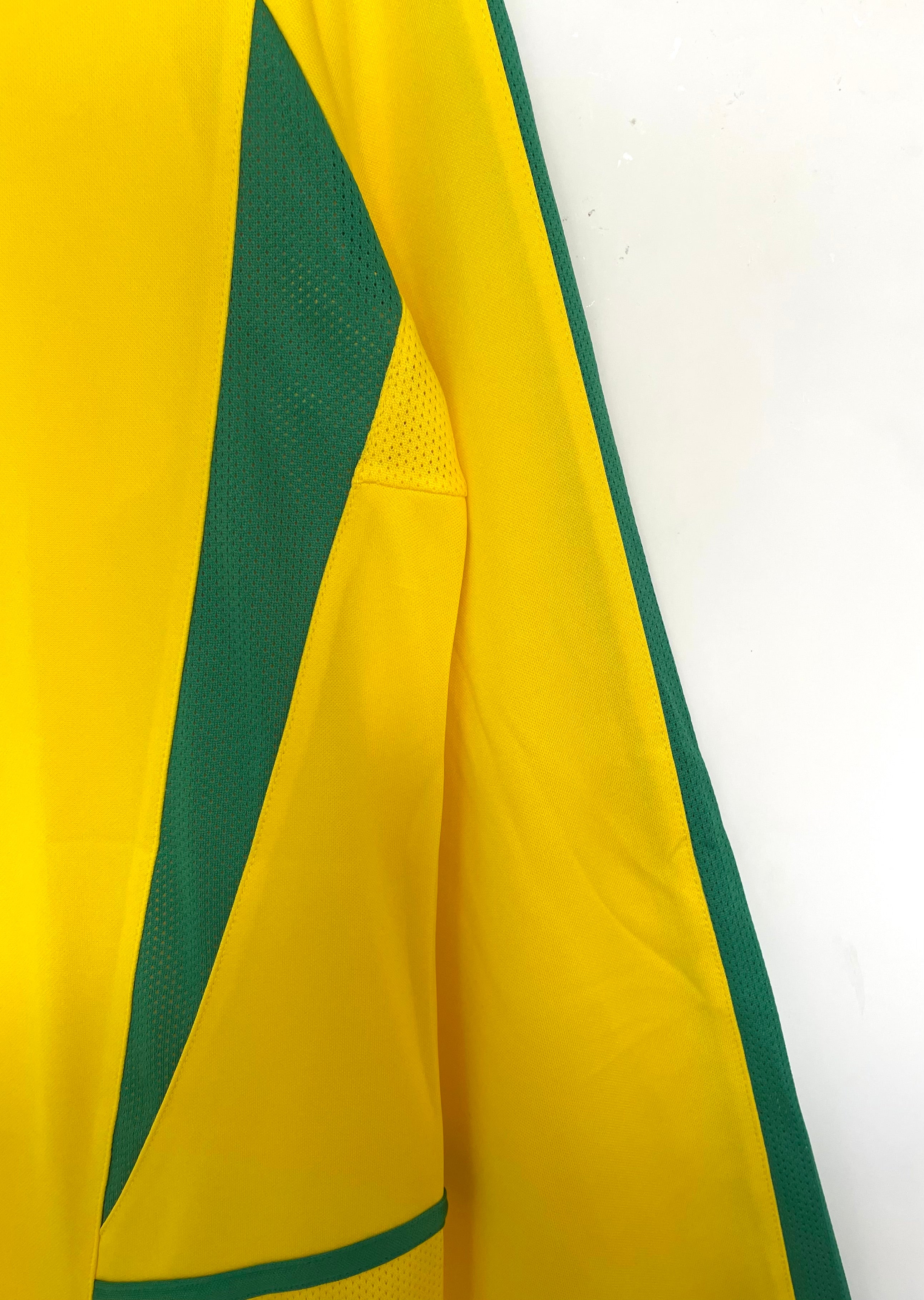CAMISETA RETRO BRASIL MANGA LARGA ll 2002