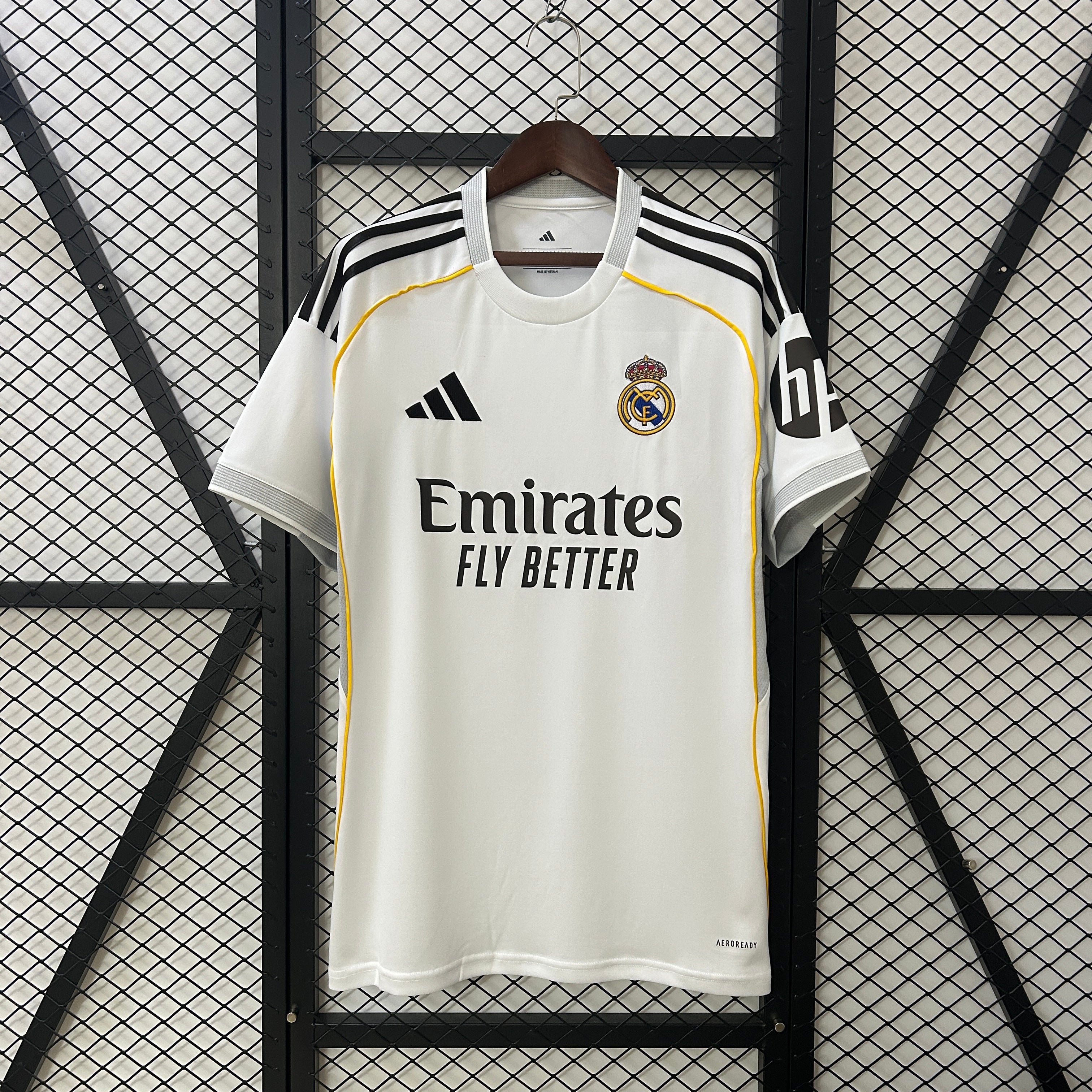 REAL MADRID AWAY JERSEY 25/26 (FAN VERSION)