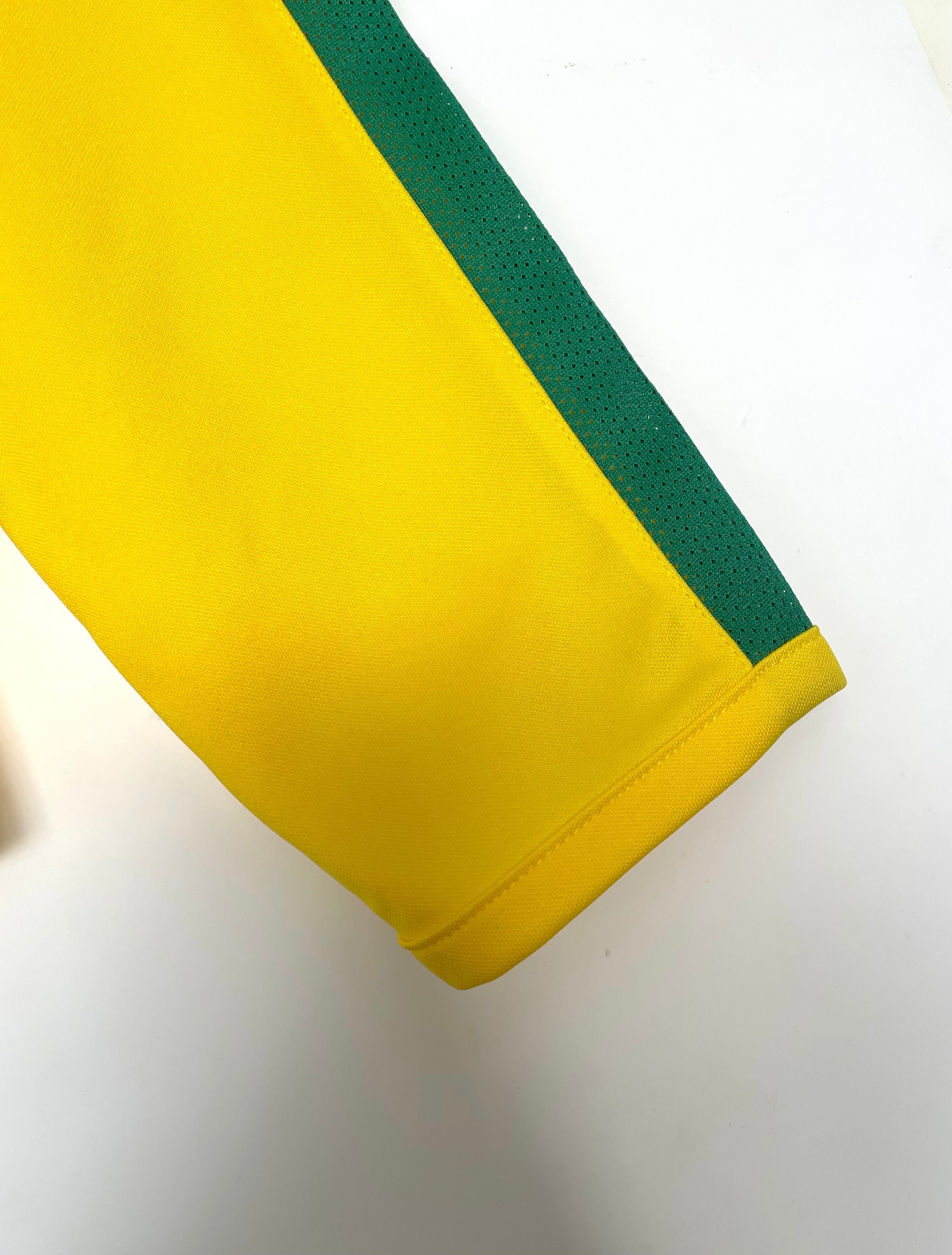 CAMISETA RETRO BRASIL MANGA LARGA ll 2002