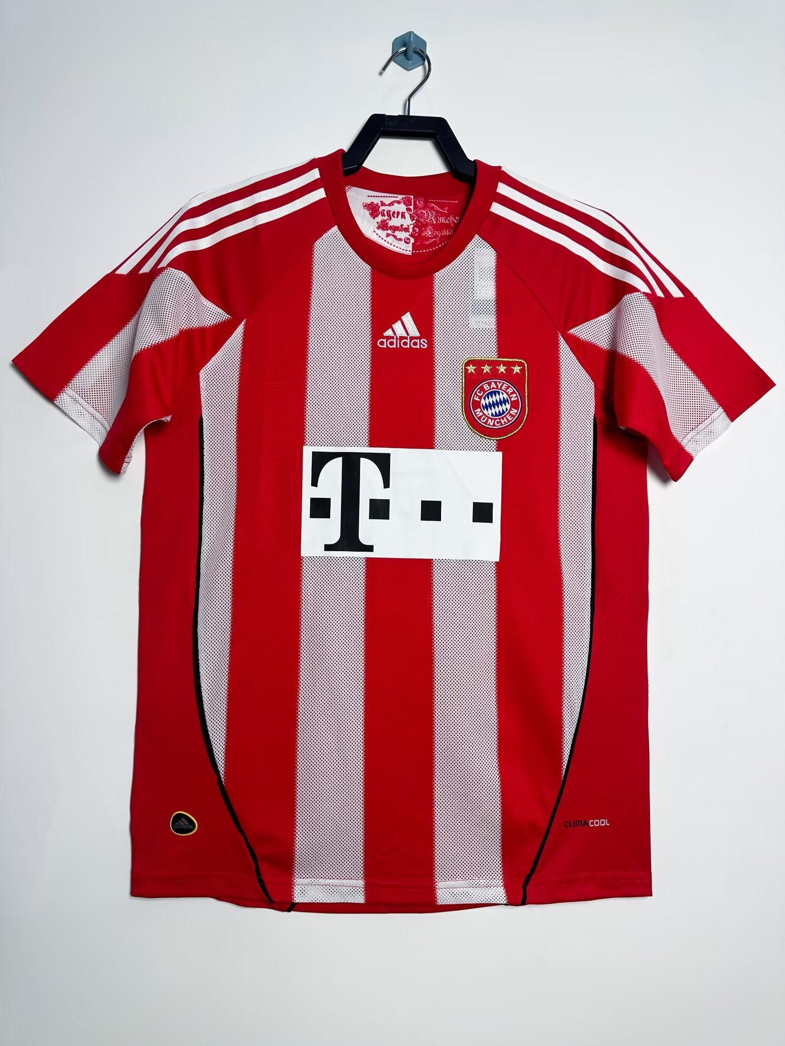 CAMISETA BAYERN MUNICH RETRO  ll 2010/2011