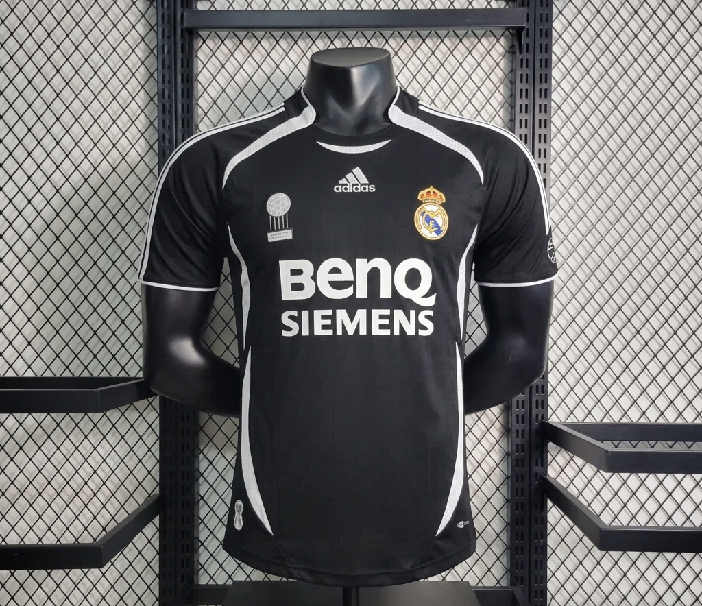 CAMISETA RETRO REAL MADRID ll 2006/07