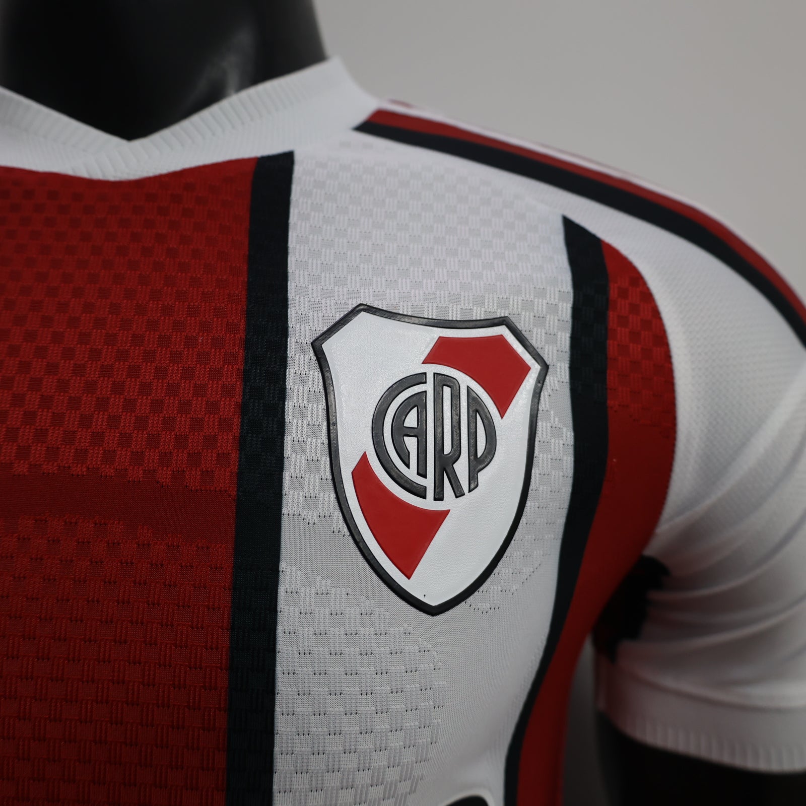 CAMISERA RIVER PLATE ll 2026/27 (VERSION JUGADOR)