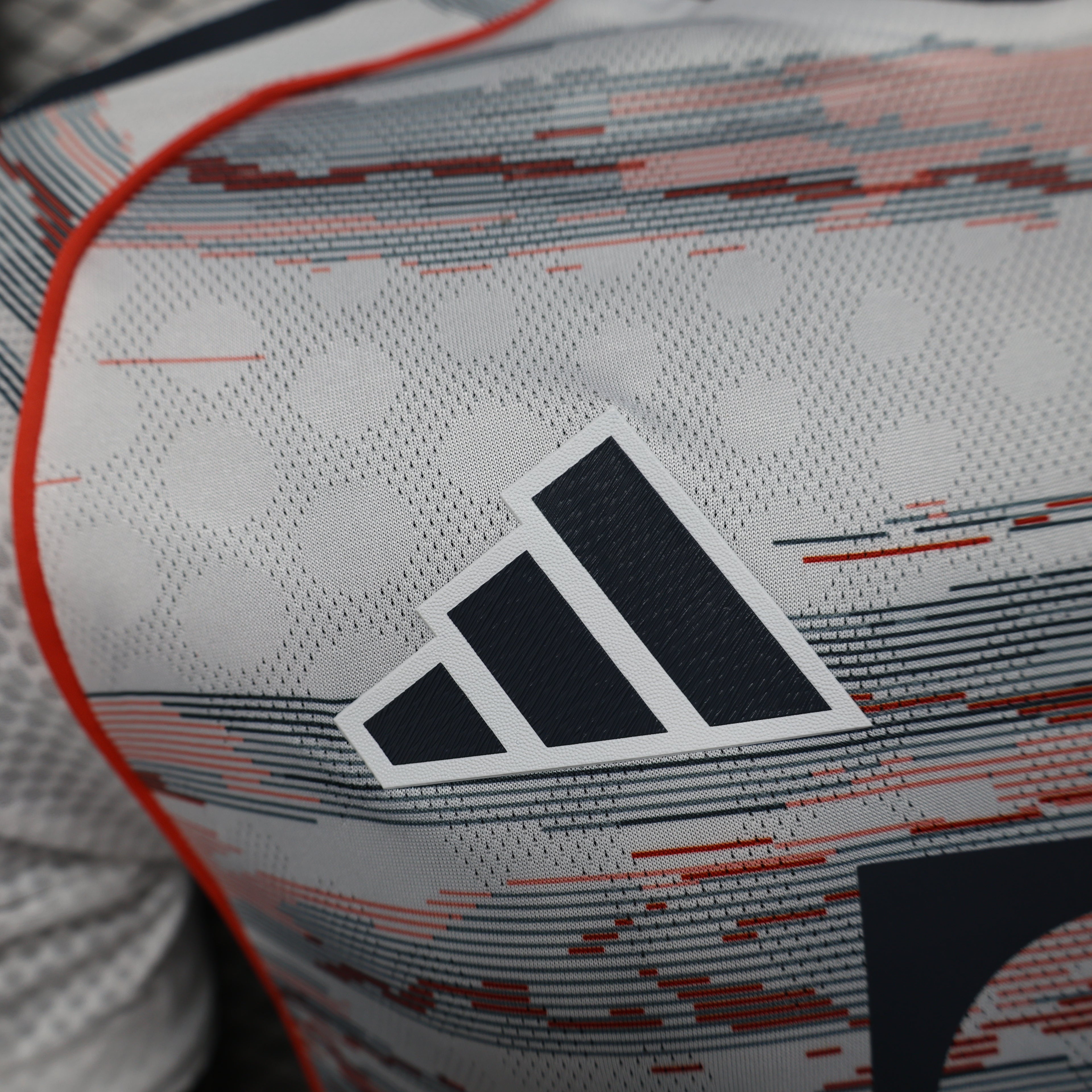 BAYERN MUNICH AWAY JERSEY 26/26 (PLAYER VERSION)
