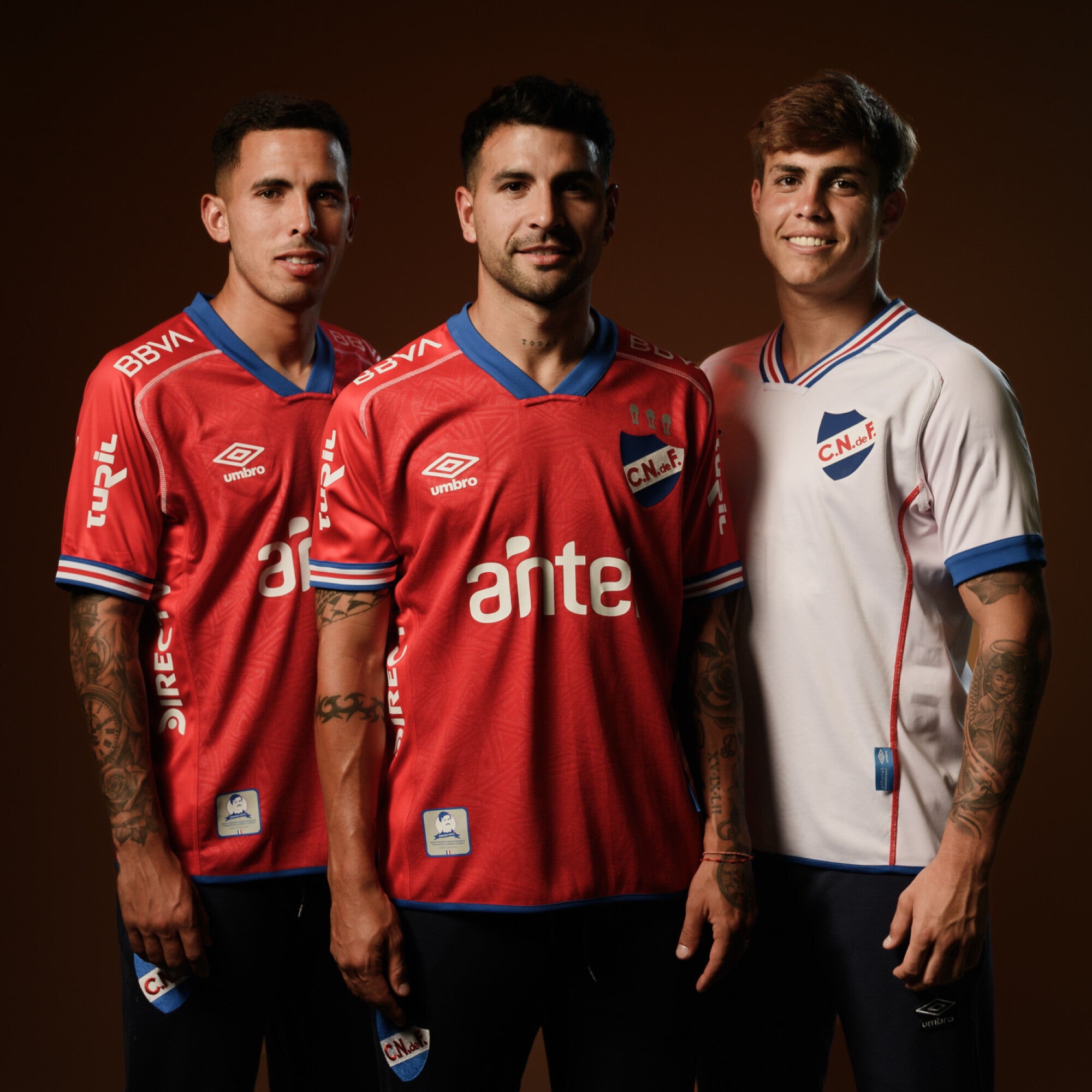 CAMISETA NACIONAL ROJA