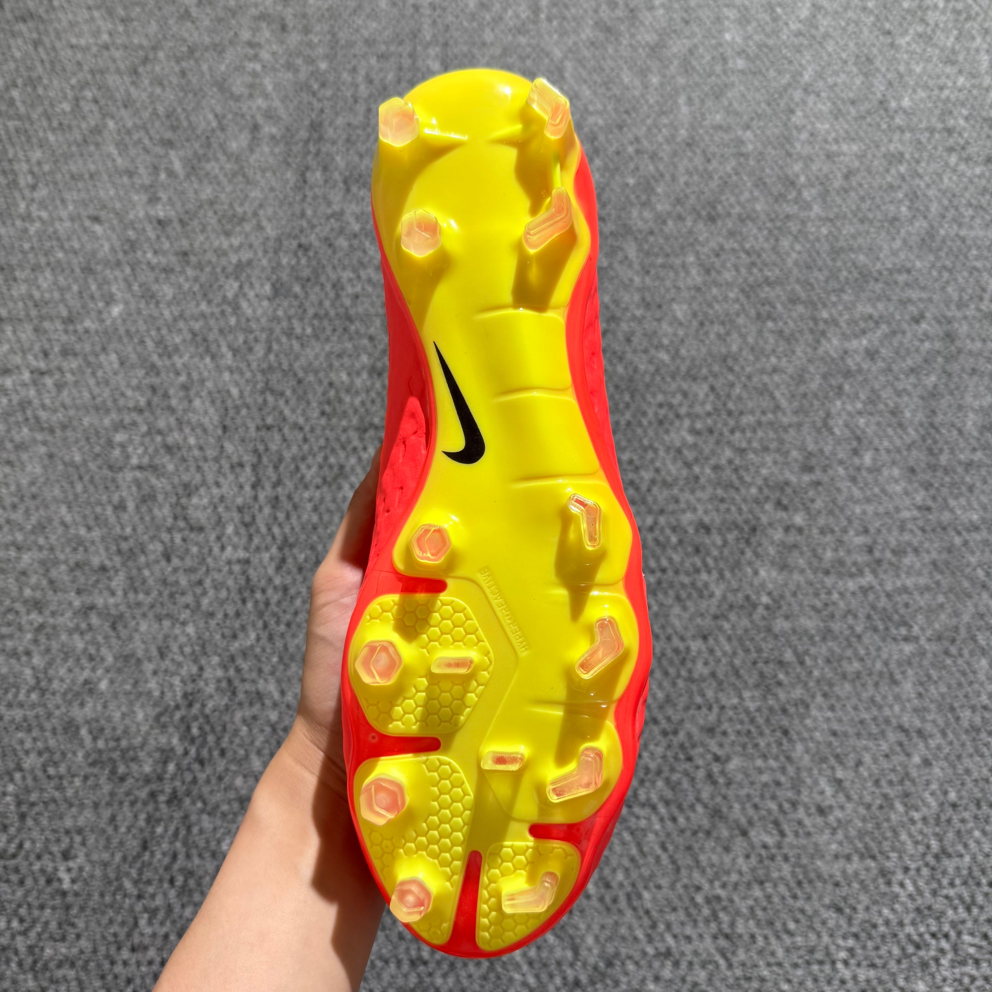 Nike Hypervenom Phantom RGN SE