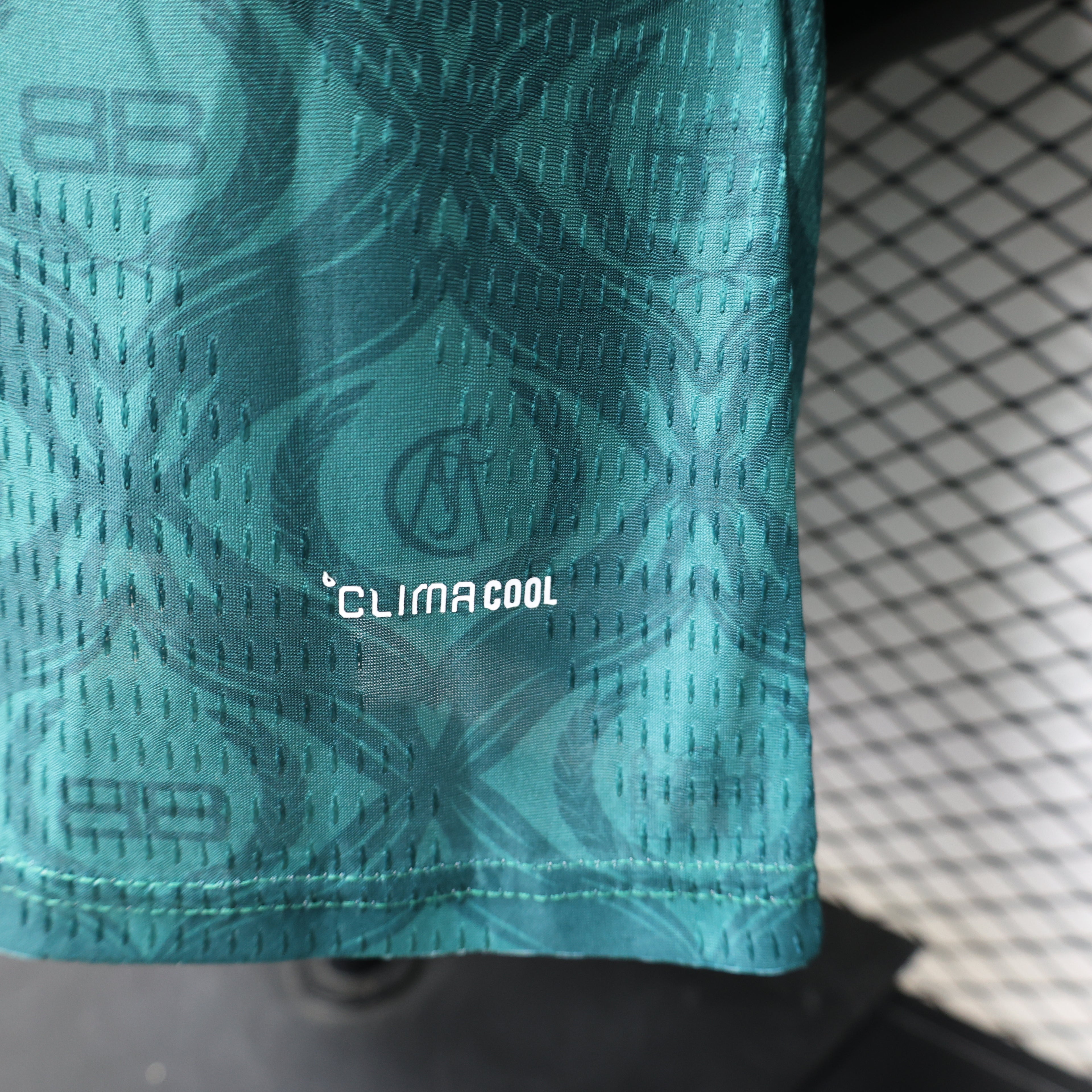 CAMISETA REAL MADRID EDICION ESPECIAL ll  (VERSION JUGADOR)