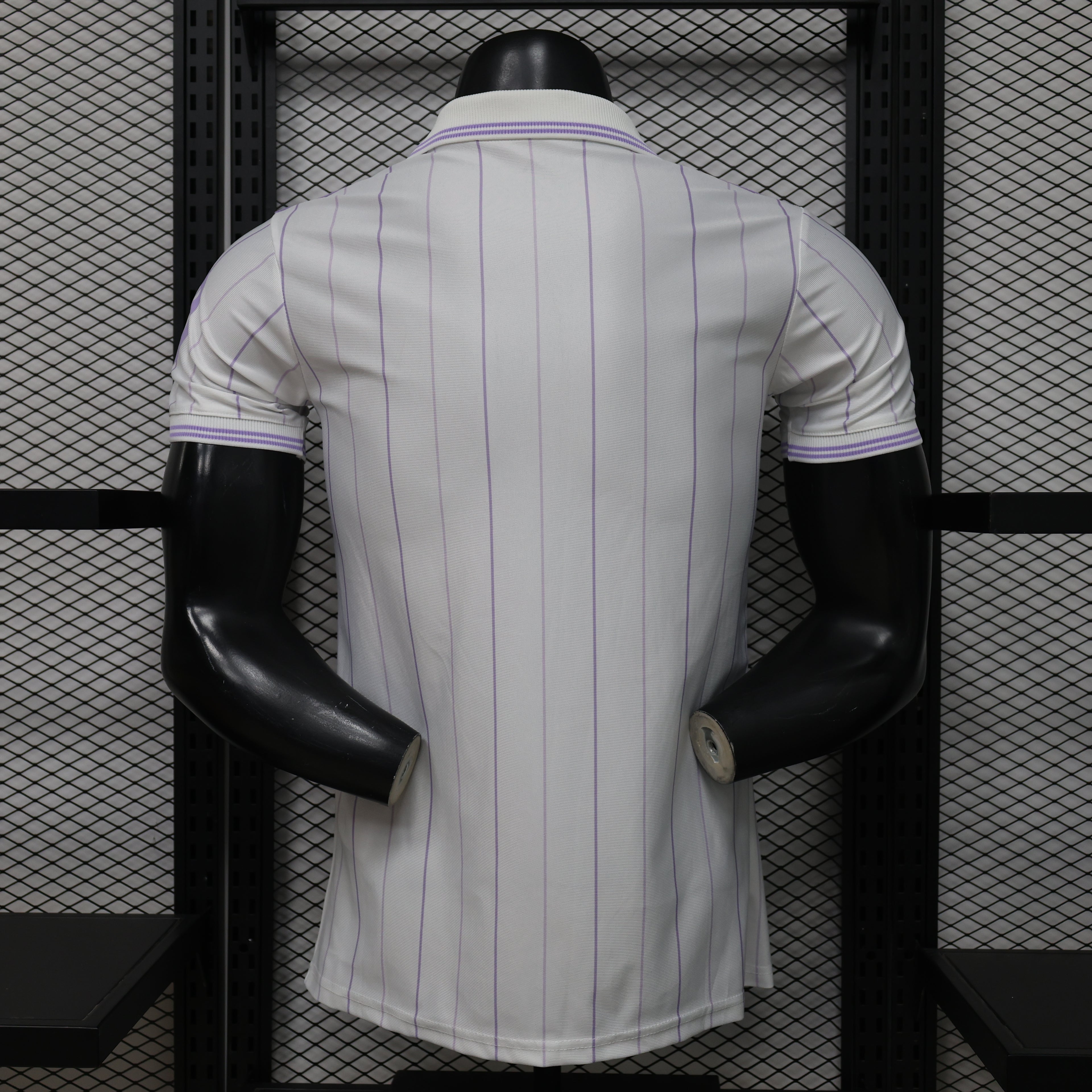 CAMISETA REAL MADRID EDICION ESPECIAL ll  (VERSION JUGADOR)