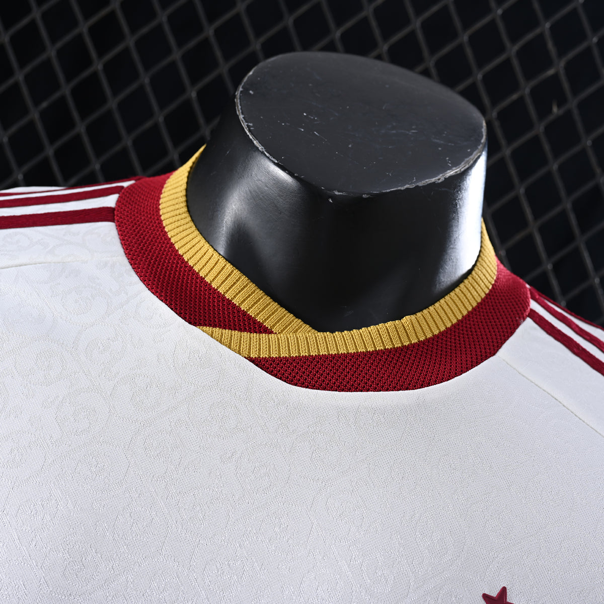 CAMISETA ESPAÑA ll 2026 HOMBRE (VERSION JUGADOR)