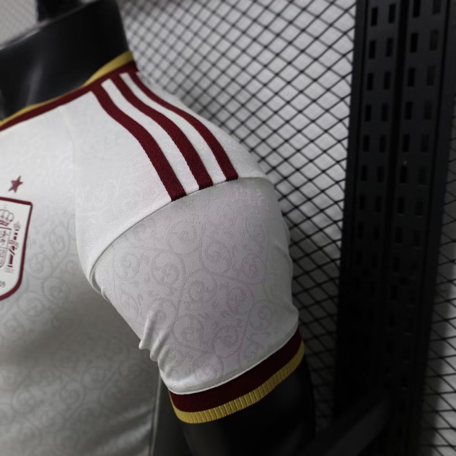 SPAIN AWAY JERSEY 2026 MEN'S (PLAYER VERSION)