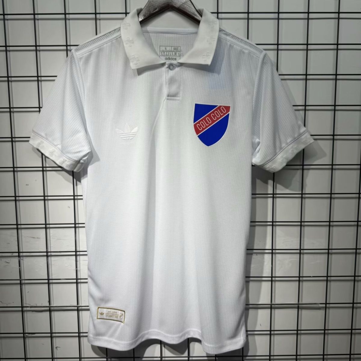 CAMISETA DE COLO COLO ANIVERSARIO 25/26