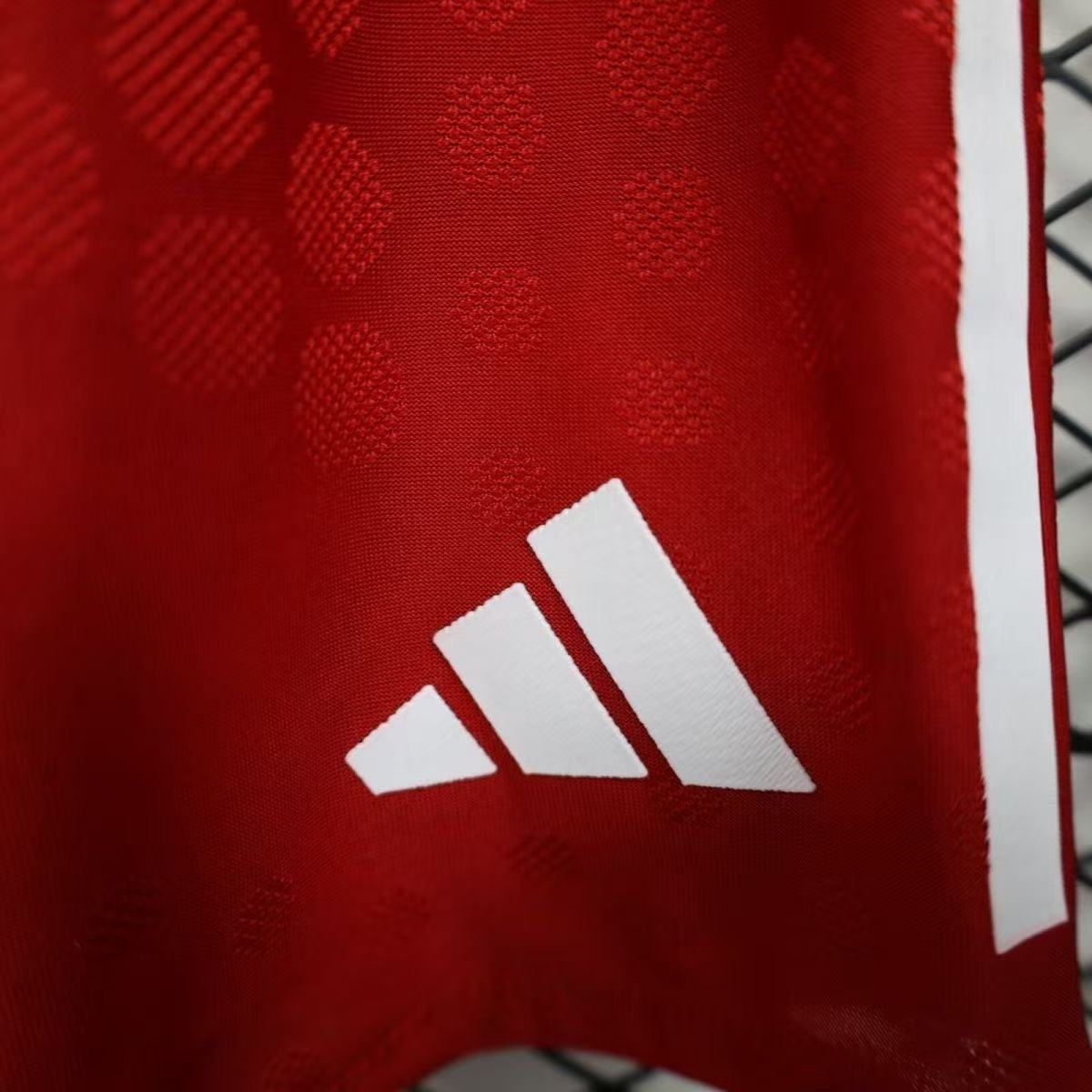 SHORT LIVERPOOL 25/26 (PLAYER VERSION)