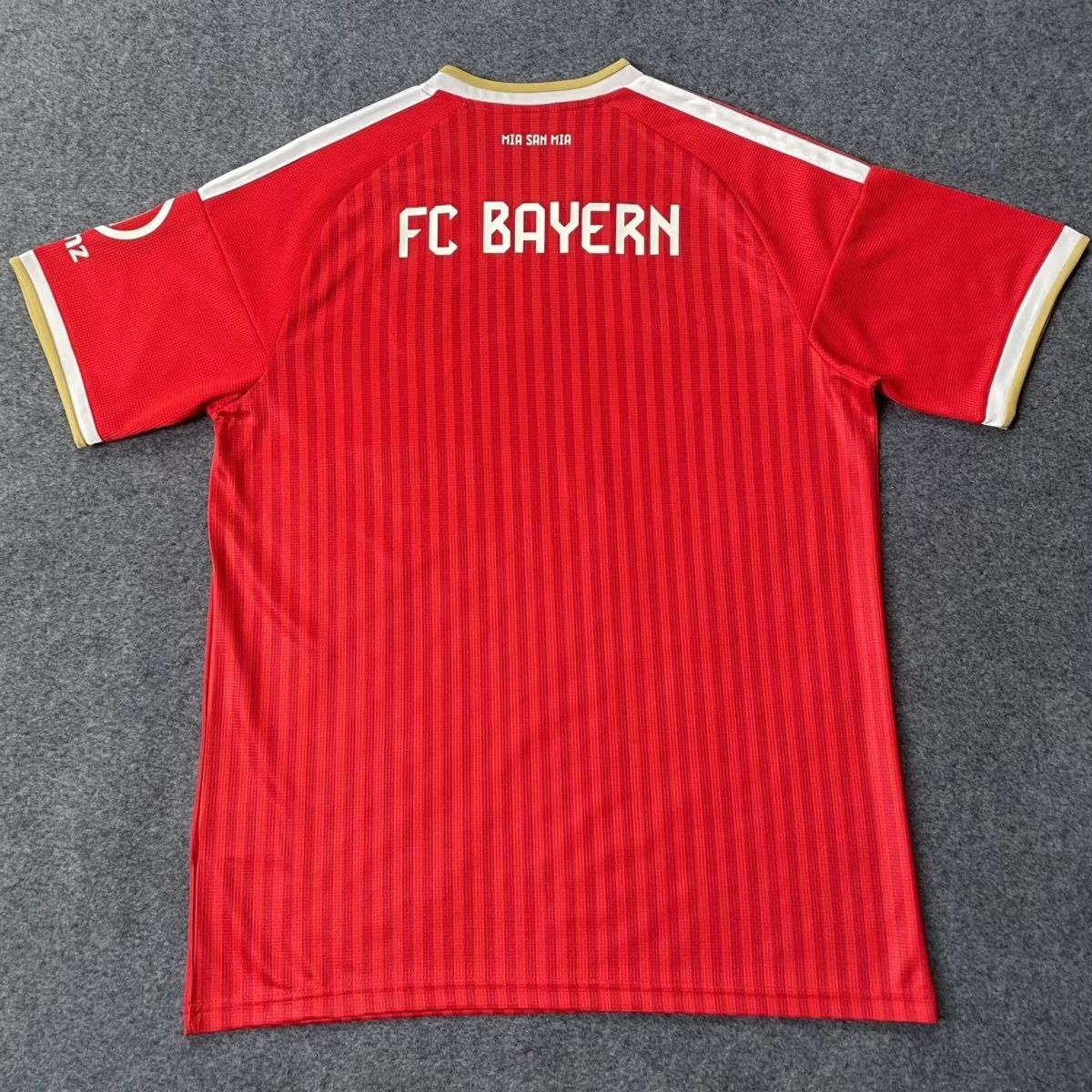CAMISETA BAYERN MUNICH ll 26/27 (VERSION HINCHA)